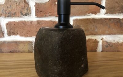 Диспенсер из камня DWS-102